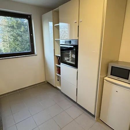 Monteur & Messezimmer *